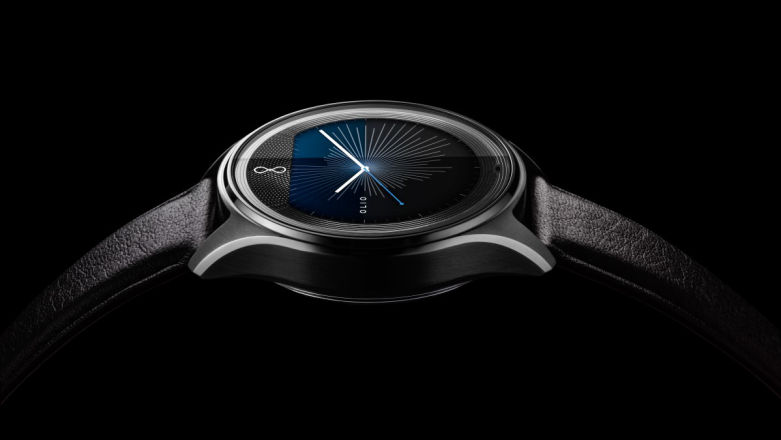 Smartwatch, który ma w nosie fitness, ale aspiruje do roli Twojego asystenta