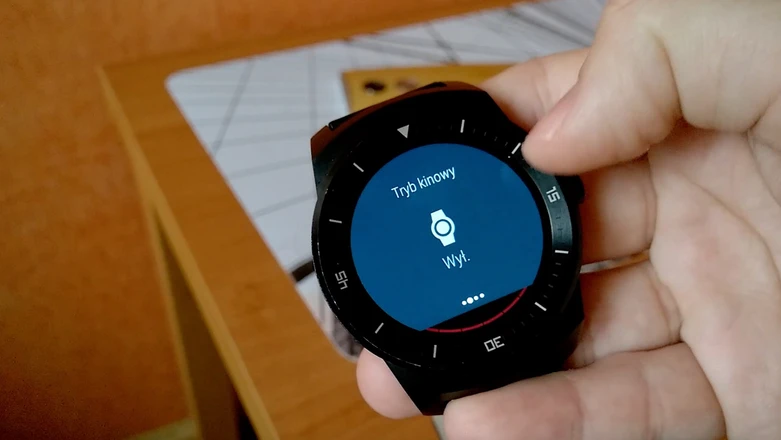 Zobacz Android Wear po polsku i obsługę nowych gestów [wideo]