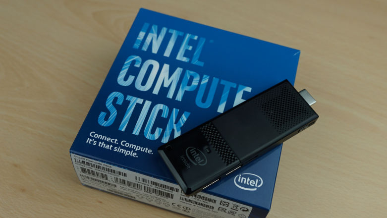Intel Compute Stick - test miniaturowego komputerka w kształcie pendrive'a napędzanego Windows 10
