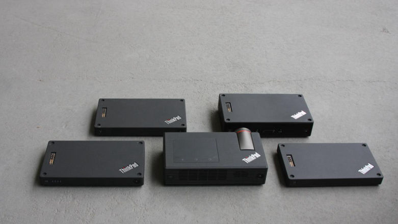 Zestaw Lenovo ThinkPad Stack z rzutnikiem — dla profesjonalistów i nie tylko
