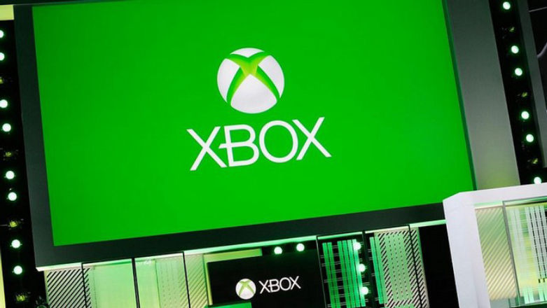 Chcemy gier z Xboxa 360 i Xbox One na pecetach - szef działu Xbox