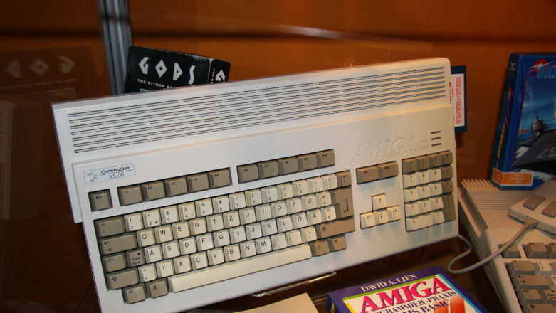 Klasyczna Amiga doczeka się nowych rozszerzeń. Będzie też cały komputer!