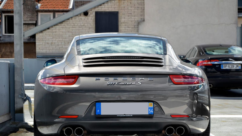 Nie trzeba milionów na koncie. Porsche też można wziąć w abonamencie