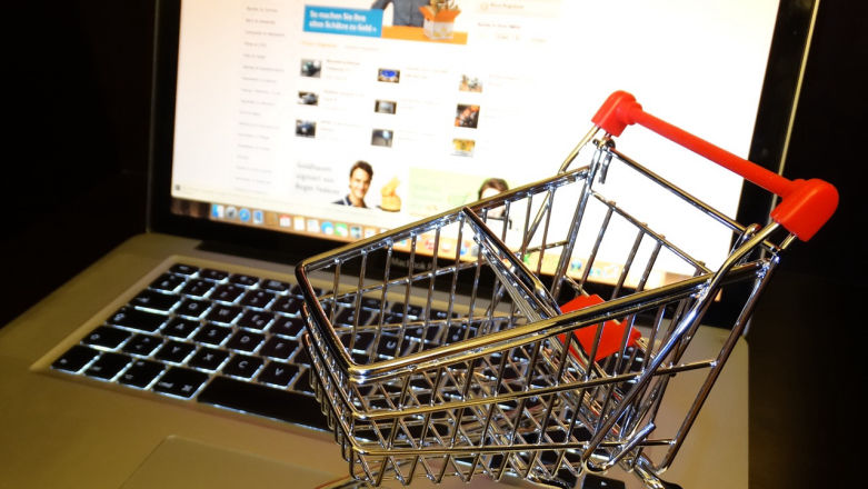 Zakupy online przyjemne jak nigdy dotąd - Polacy znaleźli sposób