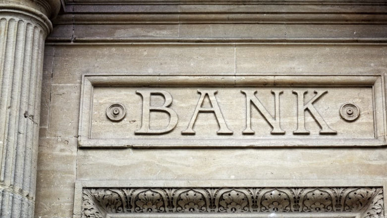 Decyzja UOKiK - 80 mln zł rekompensaty dla klientów Euro Bank, Bank Handlowy i BOŚ