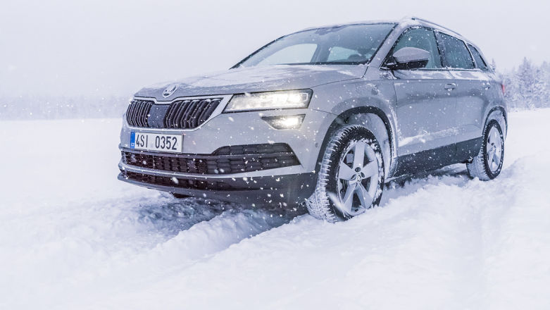 Napęd 4x4 pomocny podczas trudnych warunków drogowych. Lepsza dynamika i większe bezpieczeństwo