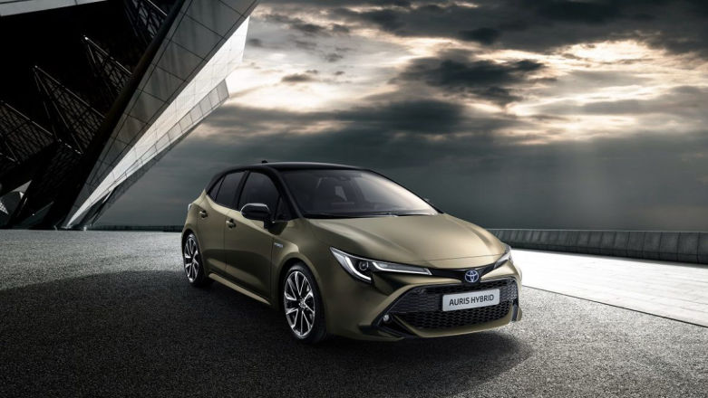 Właśnie zadebiutowała nowa Toyota Auris: hybryda o mocy 180 KM i nie ma diesla