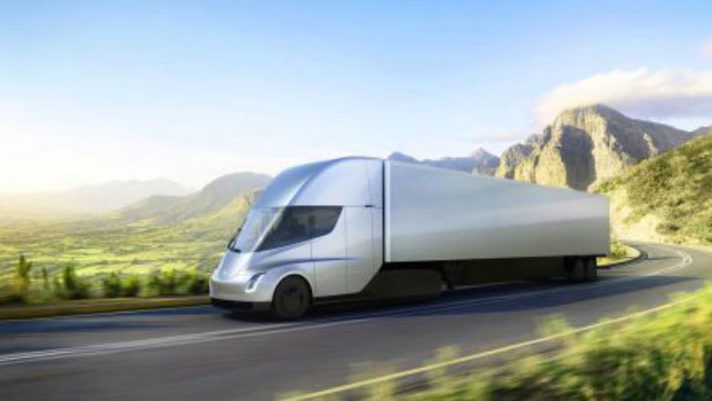 Tesla Semi będzie agresywna! Elon Musk zapowiedział tryb Mad Max