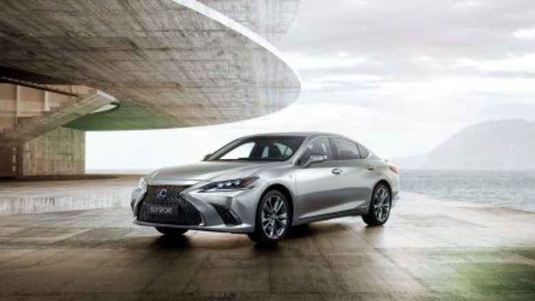 Lexus ES i LX trafiły do sprzedaży: mocne rozszerzenie oferty Lexusa