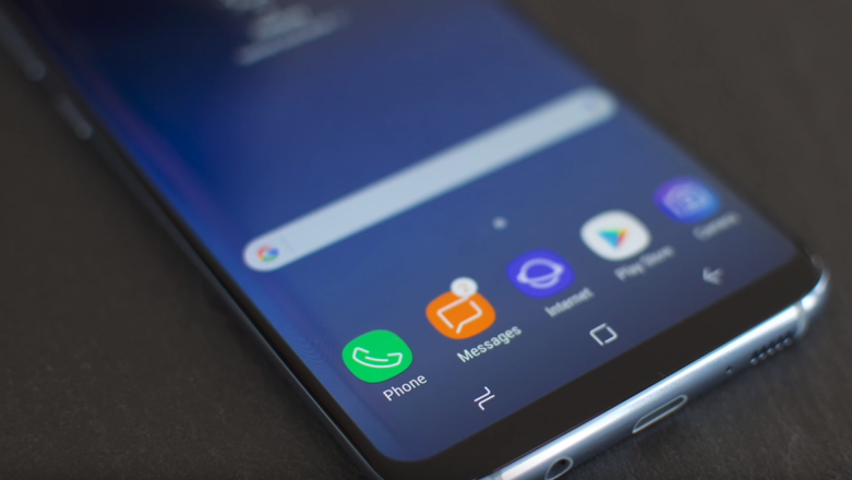 Samsung zwraca 500 zł za Galaxy S8 lub S8+. Sprawdzamy w jakich sklepach najwięcej zaoszczędzicie