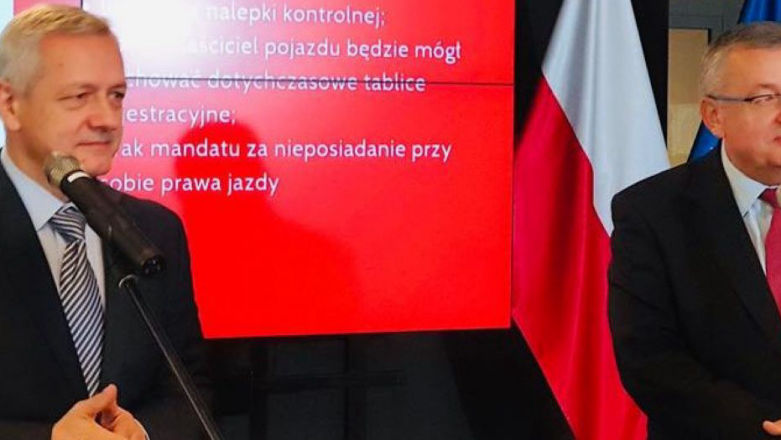 Karta Pojazdu i nalepka kontrolna do likwidacji - kolejne ułatwienia dla kierowców