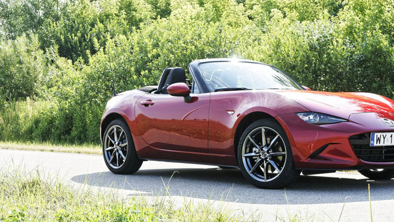 Mazda MX-5 2.0 SKY-G 2018 – test. Nim ją pokochasz, nauczy Cię jeździć