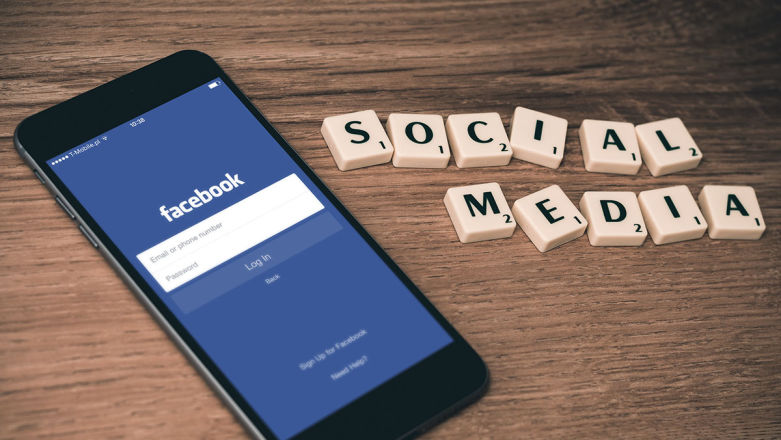 Przed „trucizną” social mediów uratuje nas tylko... ewolucja