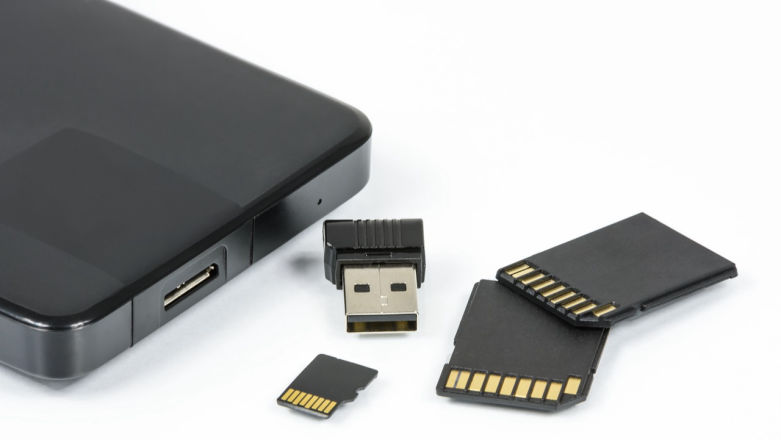 Szybko, szybciej... niesamowicie szybko. Nowy standard kart microSD