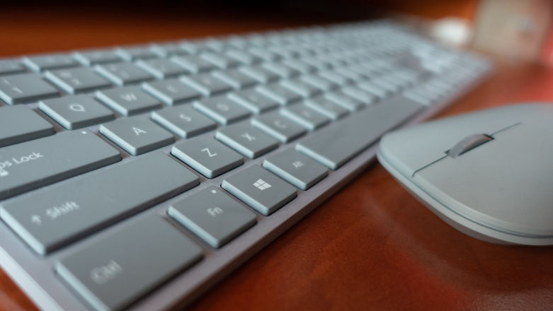 Razem kosztują krocie, ale trudno mi z nich zrezygnować - Surface Keyboard i Surface Mouse