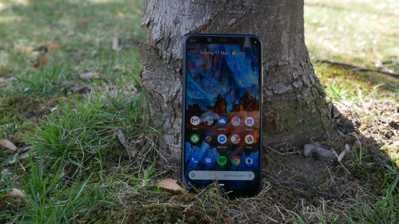 Kto teraz potrzebuje flagowca? Recenzja Nokia 8.1
