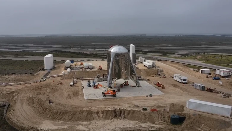 SpaceX rozwiązało problem z Raptorem, StarHopper może polecieć już w lipcu