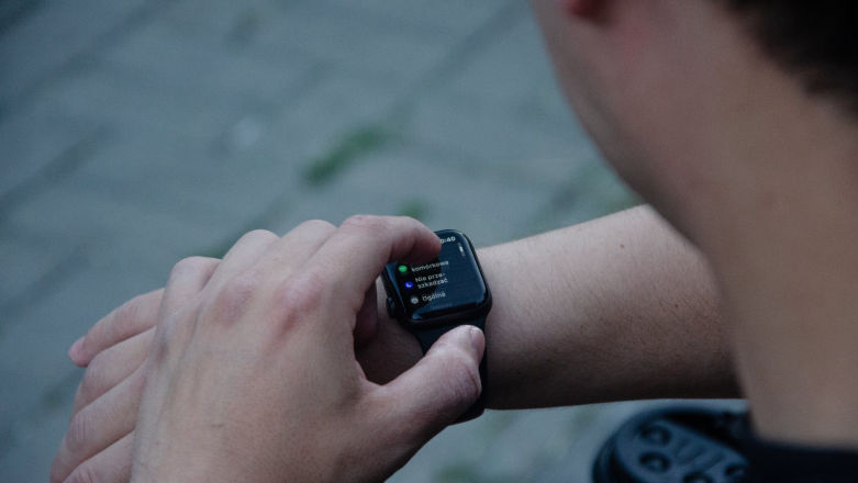 Smartwatch z LTE - ogromna zaleta vs. gigantycza wada. Czy warto?