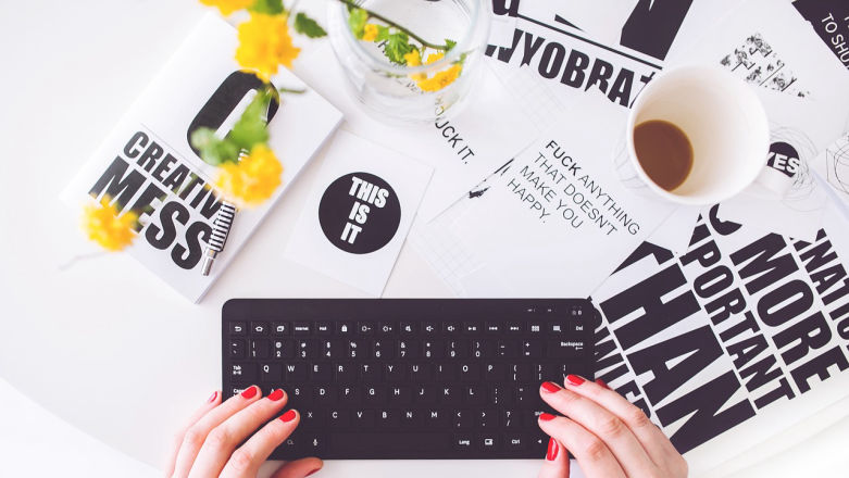 Znienawidzony jak influencer. Czyli żebrak, cebulak i cwaniak w jednym