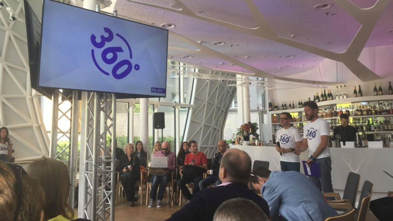 Z nowym Play360 rozbicie ekranu czy zatopienie smartfona nie straszne. Limit kosztów naprawy to aż 2,4 tys. zł