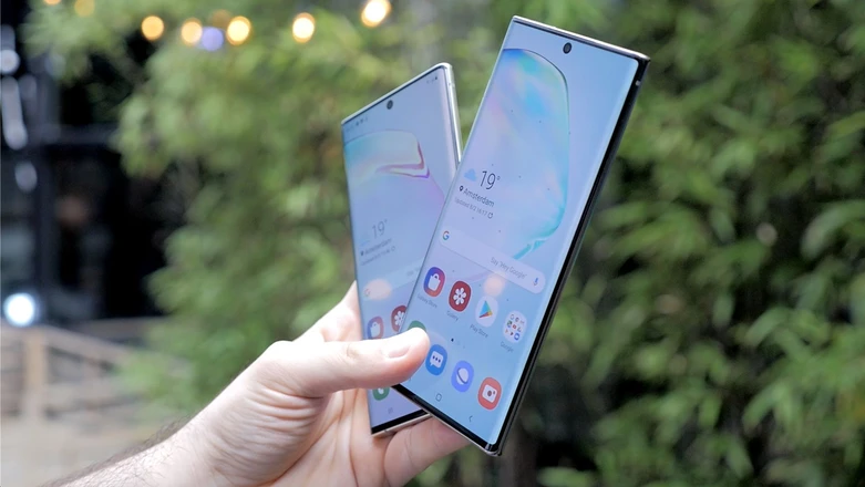 Nie jeden, a dwa - duży i mały. Widzieliśmy już nowe Samsungi Galaxy Note 10 i Note 10+