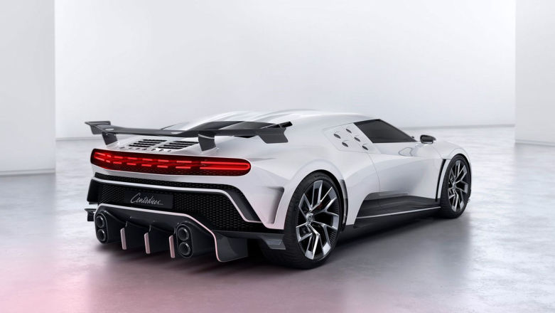 Bugatti Centodieci - 300 km/h w 13,1 sekundy za 10 mln USD