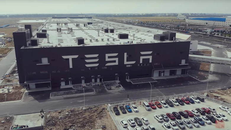 Tesla Model 3 made in China, produkcja może ruszyć lada moment