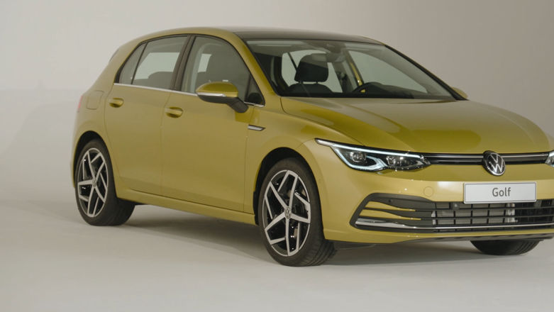 Volkswagen Golf 8 – premiera, specyfikacja. Nowy system info-rozrywki, komunikacja Car2X, IQ.DRIVE
