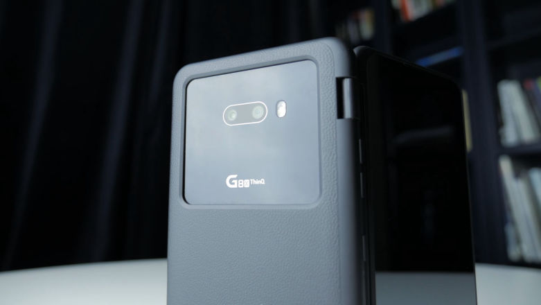 LG uczy się robić smartfony dla mas. LG V60 ThinQ zaskoczy