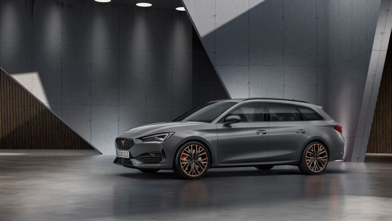 Cupra (czyli Seat) Leon będzie hybrydowy, ale bez obaw 2.0 TSI został w gamie