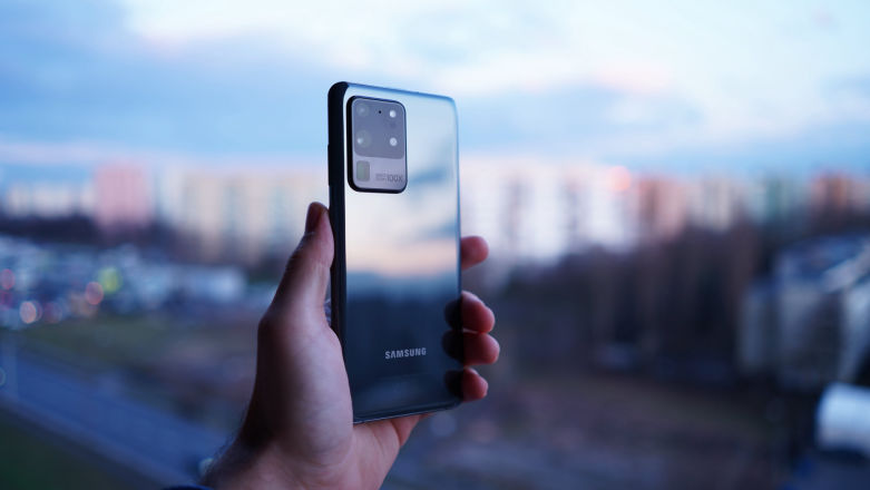 Telefon z dobrym aparatem w 2020 roku - wybieramy najlepsze urządzenia