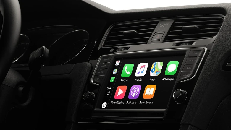 Apple CarPlay zagrożeniem dla kierowców