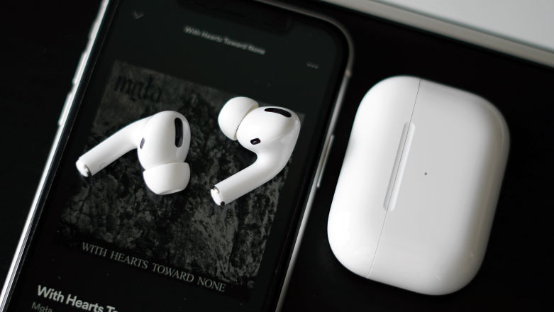 Apple Airpods Pro - recenzja po pół roku. Czy to najlepsze tego typu słuchawki na rynku?