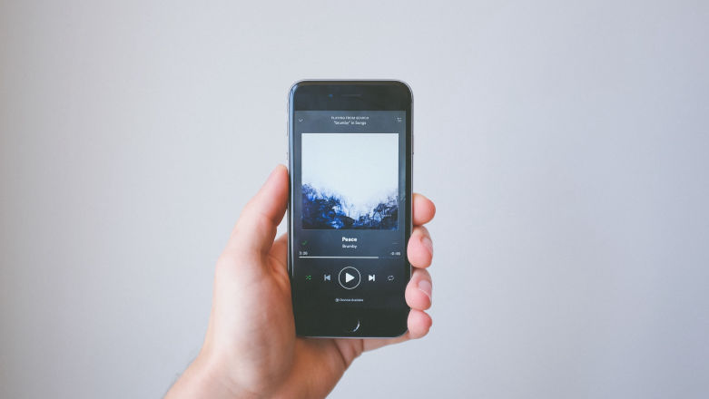 Odcinki podcastu Rogana masowo znikają ze Spotify