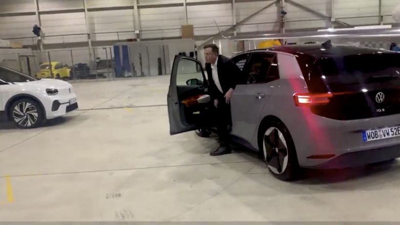 Najpierw się z ciebie śmieją... czyli Elon Musk w VW ID.3