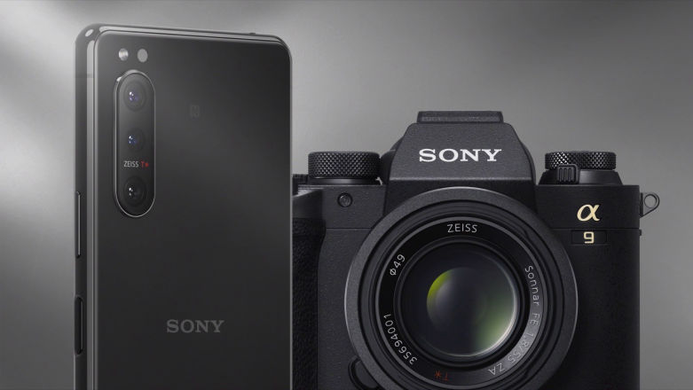 Mały flagowiec, czyli Sony prezentuje Xperię 5 II z 5G