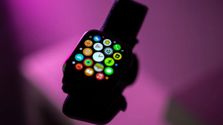 Apple Watch rozładowuje się zbyt szybko? Firma łata problem w nowej aktualizacji