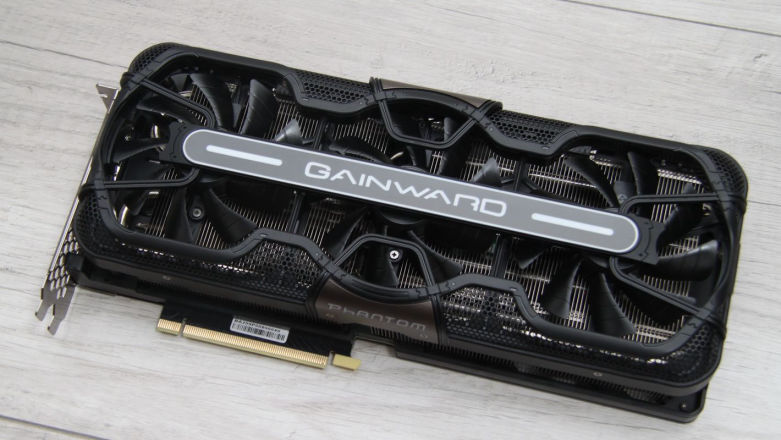NVIDIA szykuje GPU z 48 GB pamięci i TGP 900W, a to tylko początek