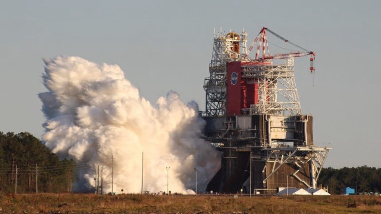 SLS w końcu zaliczył jakiś test, ciekawe czy zdąży wystartować w tym roku