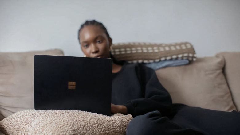 Dzięki nowemu narzędziu Microsoftu będzie można zaciągać dane na stronę prosto z Facebooka