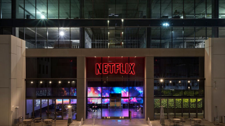 Netflix dostanie kilka filmów rocznie od Stevena Spielberga