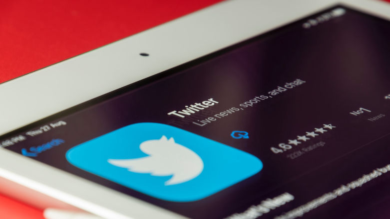 Skandal. Twitter toleruje u siebie... rzeczników Talibów