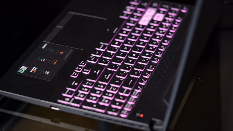 7 rzeczy, które oprócz grania uczeń może robić na laptopie gamingowym