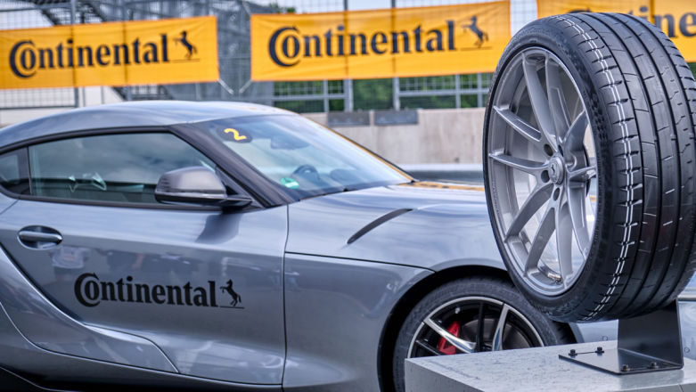 Continental SportContact 7 – jak nowa sportowa opona sprawdza się na torze?
