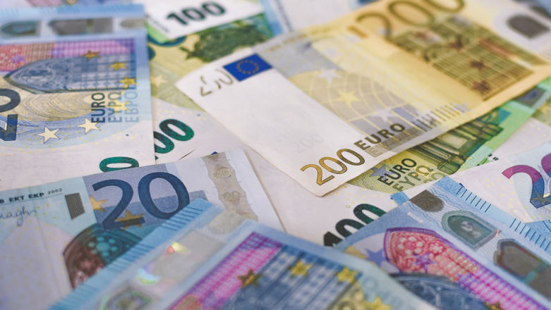 200 mln euro kary dla Amazon i Apple. Firmy ograniczały konkurencję