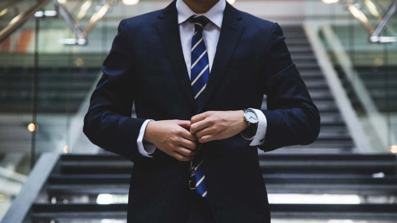 Oto, dlaczego uciekam na drzewo, gdy słyszę "Junior Account Executive"
