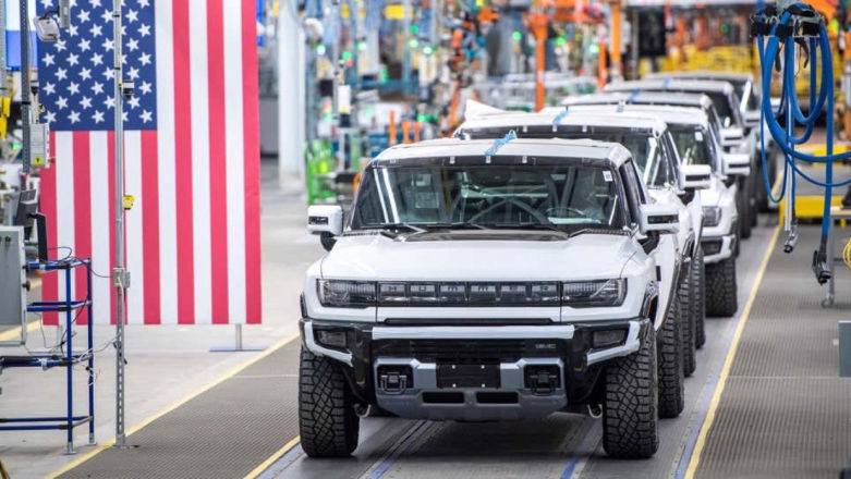 Tesla Cybertruck ostatnia na imprezie, Hummer EV już u pierwszych klientów