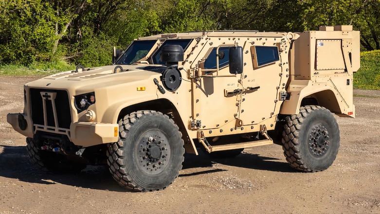 Oshkosh pokazał hybrydowy pojazd taktyczny JLTV. Nie z powodu ekologii