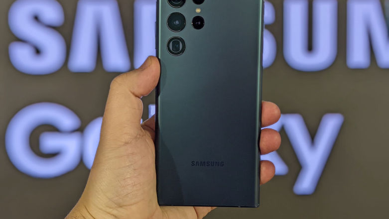 Samsung Galaxy S22, S22+ i S22 Ultra - wideo z pierwszymi wrażeniami