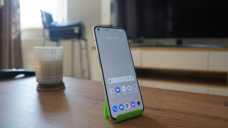 Tak dobry, że skończyła się skala w benchmarku - realme GT2 Pro